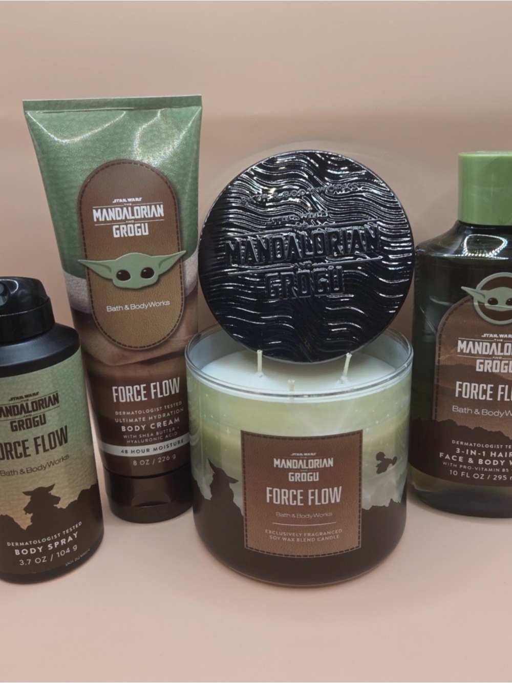NWT LIMITED RELEASE STAR WARS MANDALORIAN AND GROGU FORCE FLOW BUNDLE